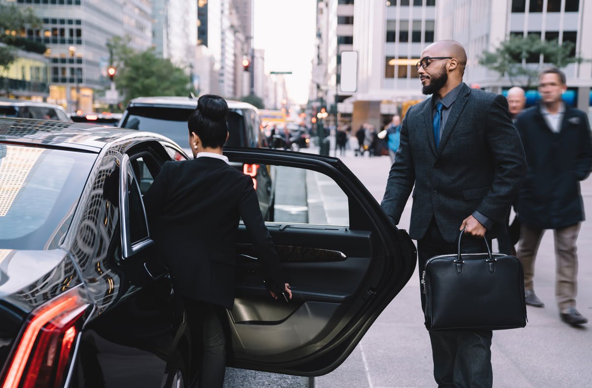 Corporate Taxi Service in Gurgaon - Taxi Service in Gurgaon