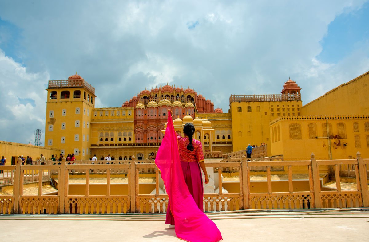 Gurgaon to Jaipur Heritage Sightseeing Taxi Tour - Taxi Service in Gurgaon
